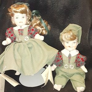 Porcelain Venice Dolls. Boy and girl character